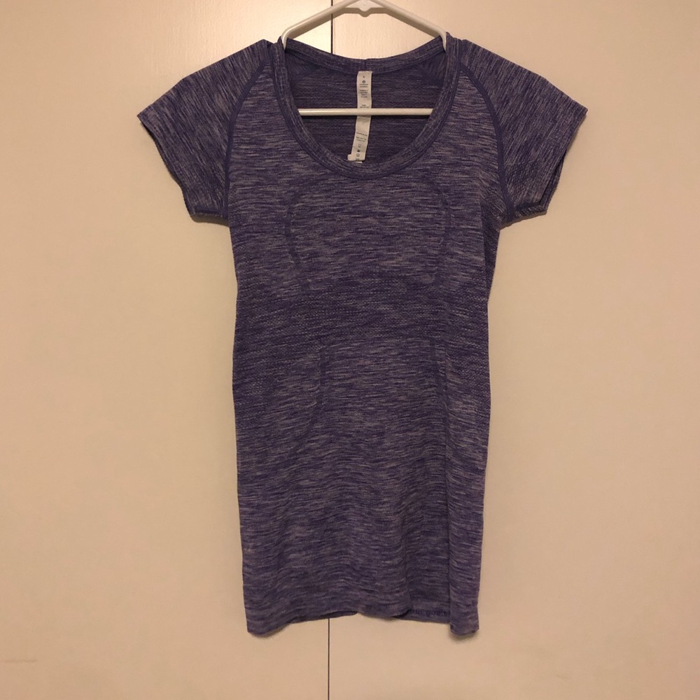 Lululemon T-Shirt